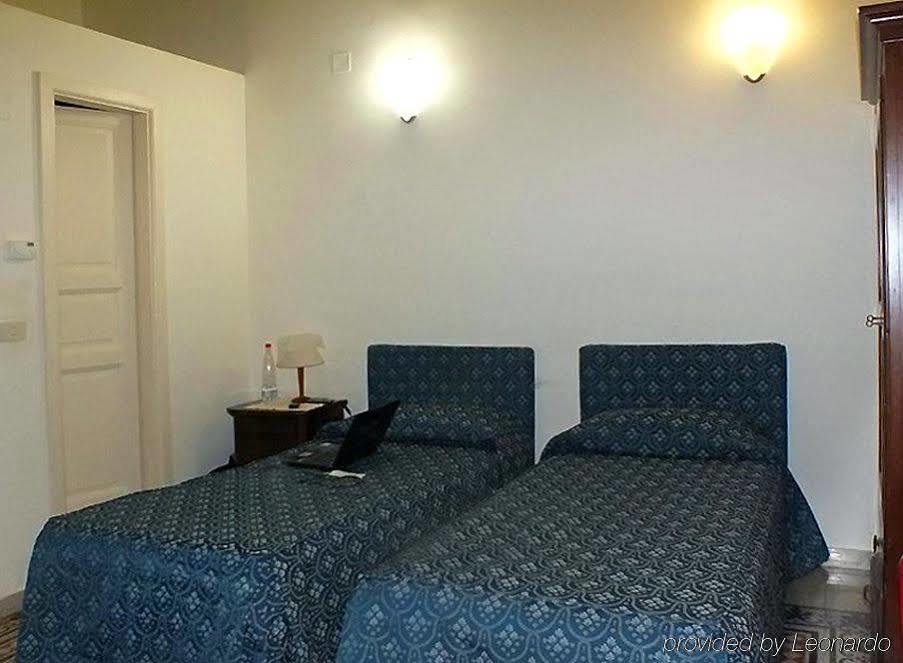 Hotel La Residenza Messina Luaran gambar